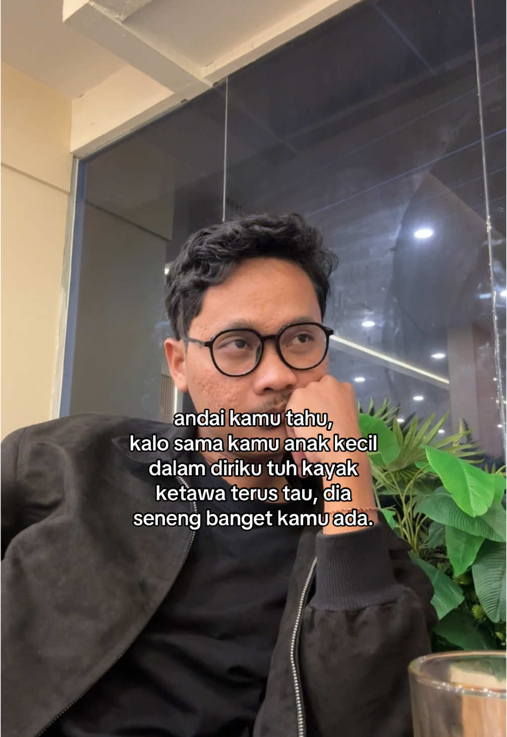 jadi waktu kamu pergi, dia juga nangis 