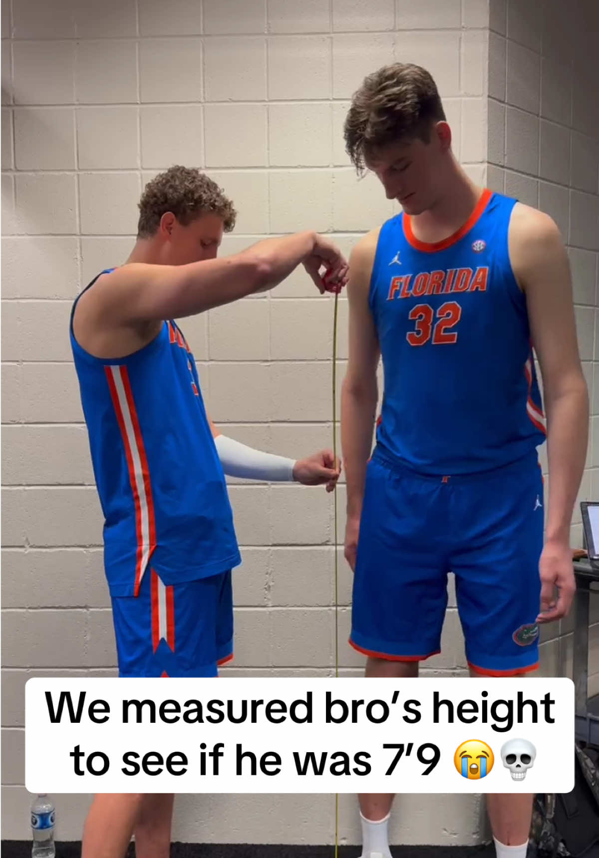Is Olivier Rioux ACTUALLY 7’9 😅👀 #mbb #MarchMadness #basketball #basketballtiktok 