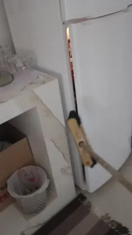 um malamé na geladeira 😮