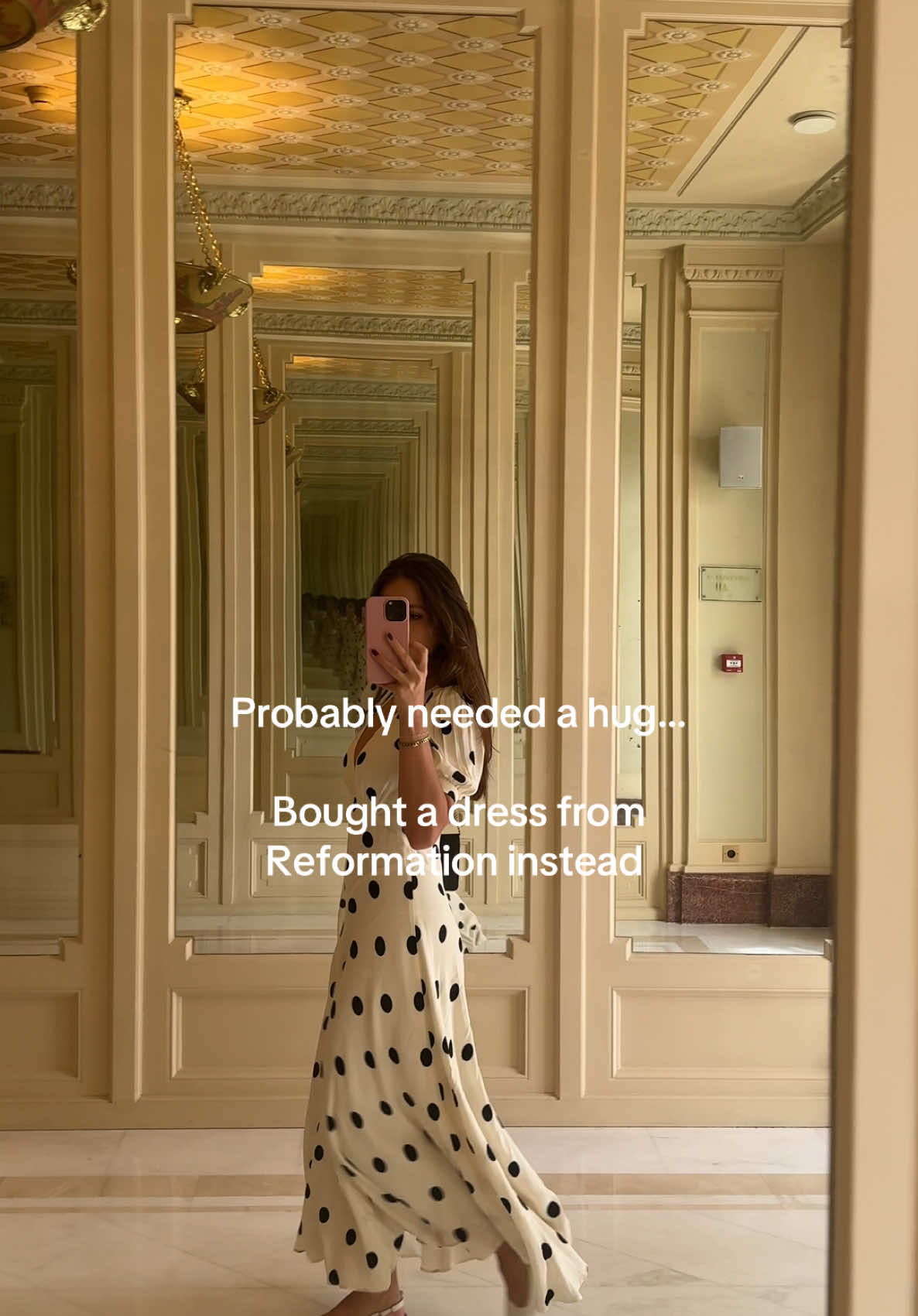 just girly things 🤪@reformation  #reformation #dresses #fashion #fashiontok #classy #southoffrance #cannes #carltoncannes 