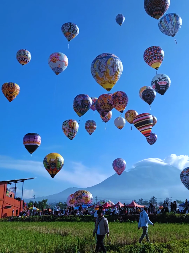 ikut memeriahkan baloon fest semayu 2025 #wonosobo #2025 #ballonfestival  #dieng #fyp #ballondor #semayu 