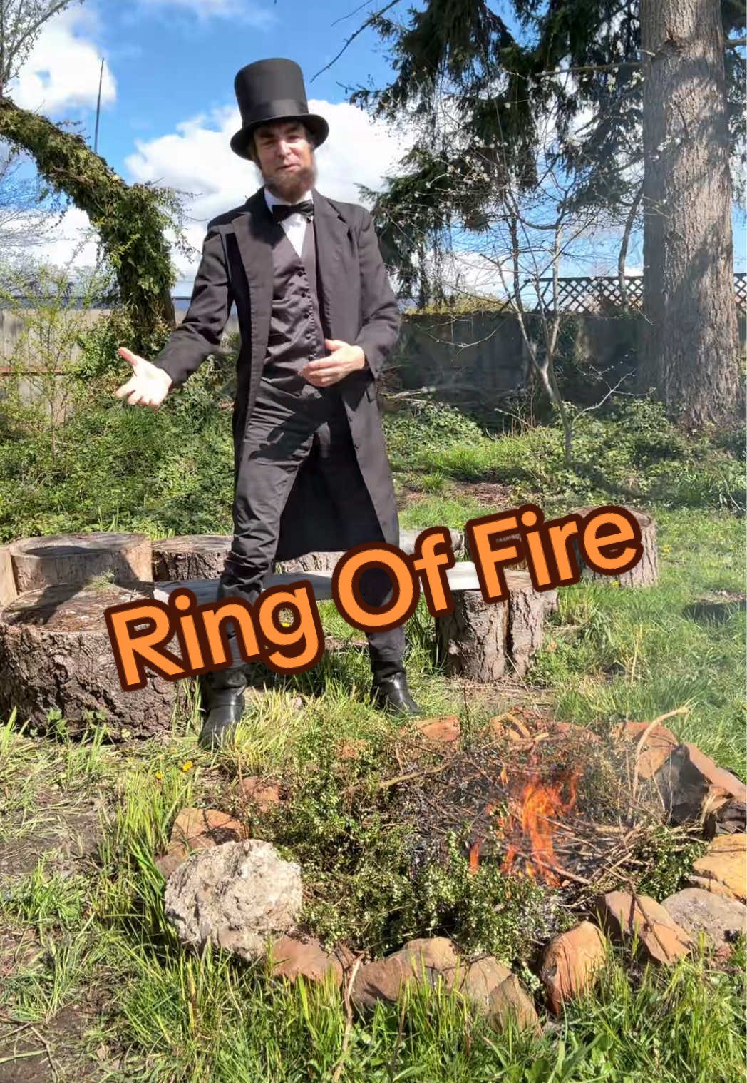 Ring Of Fire by Johnny Cash with Abe #ringoffire #johnnycash #dance #dancechallenge #abedance #abe #fyp #honestbabelincoln #abrahamlincoln #lincoln #abelincoln #honestabe #babelincoln 