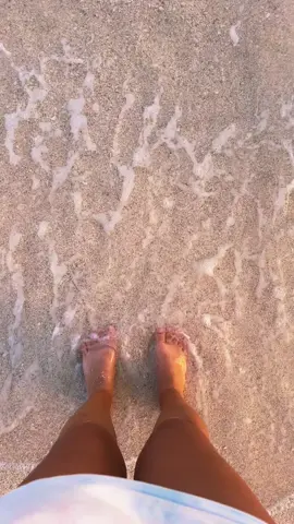 This is where I need to be, at the beach next to the ocean 🌊 ☀️ #ocean #beach #sunset #vacation #travel #contentcreator 