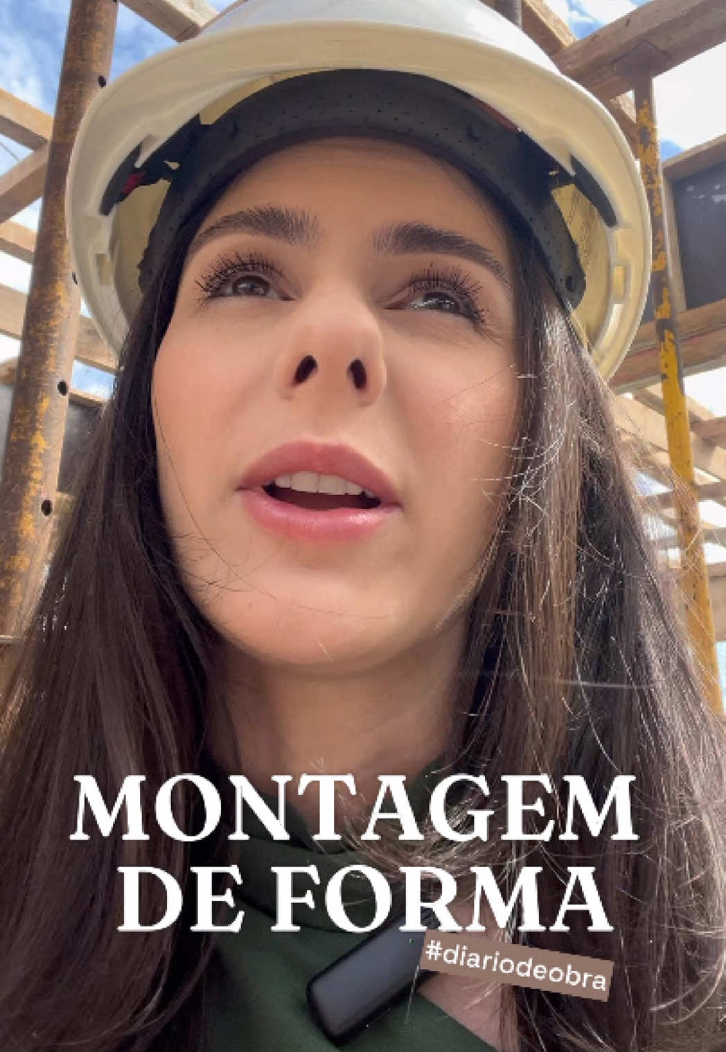 Vem comigo verificar o processo de montagem de forma de uma laje 👷🏻✨ Tipo de laje: concreto armado, maciça. #engenharia #obra #gestaodeobras 