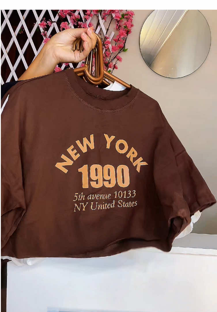 #chickboutique #moda #cropped #tshirt 