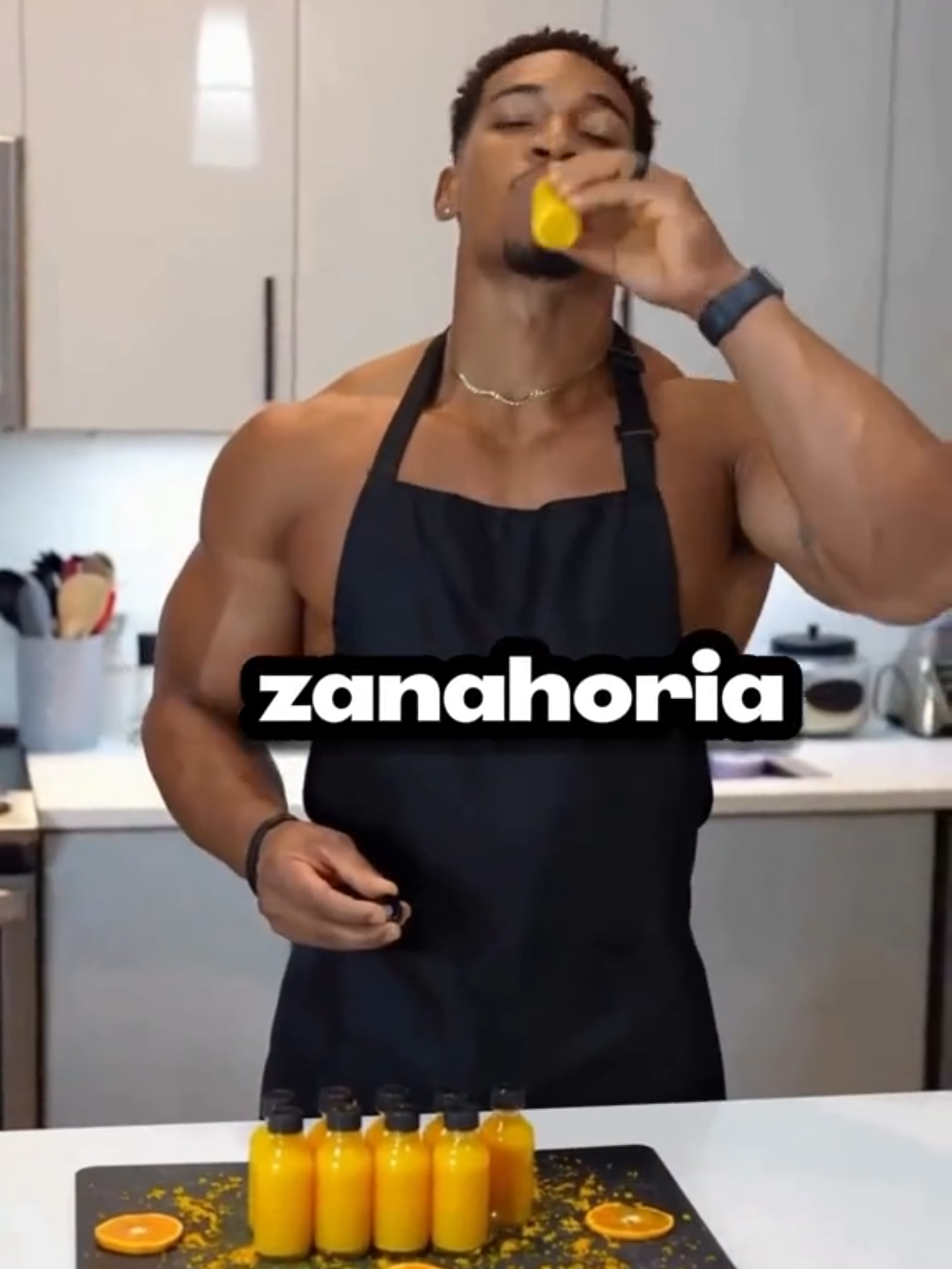 📩 En el enlace de nuestro perfil tienes  la información de nuestro ebook  con más recetas y beneficios. 🔥 ¿Quieres más fuerza, energía y rendimiento? 🔥 Toma zanahoria, jengibre y limón todos los días y en solo 21 días tu cuerpo se transformará. 💪⚡ ✅ Día 1: Circulación y energía al máximo. ✅ Día 7: Más músculo, más resistencia, más potencia. ✅ Día 21: Fuerza explosiva, deseo encendido y máximo rendimiento. 🚀 Prepara esta bebida y descubre el poder natural: 🥕 Zanahoria = Circulación mejorada. ⚡ Jengibre = Dispara el óxido nítrico. 💥 Limón = Absorción perfecta. Si no sigues a Vitalízate, nunca más volverás a vernos. 😏🔥 ✨ Si la naturaleza no lo hizo, no lo tomes. ✨