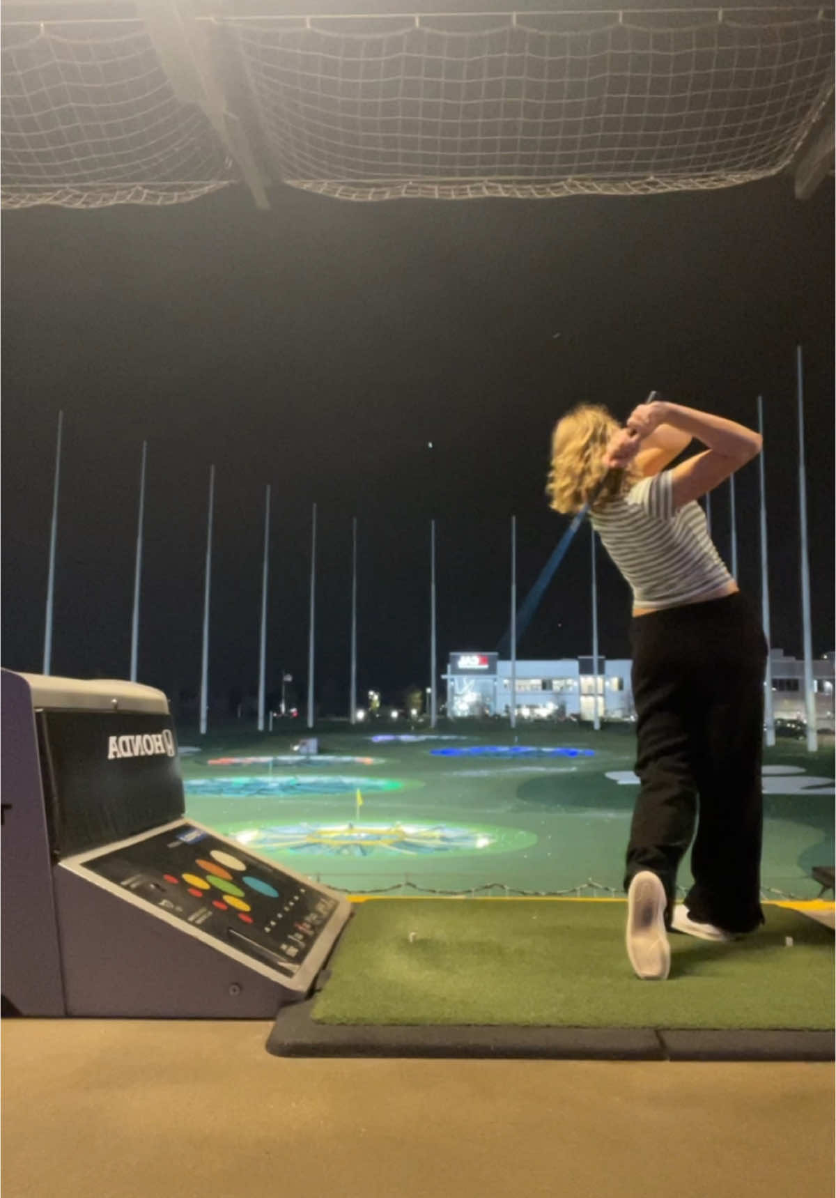 dont mind how tragic i look but yea #topgolf #golf #fyp #hockey #w 