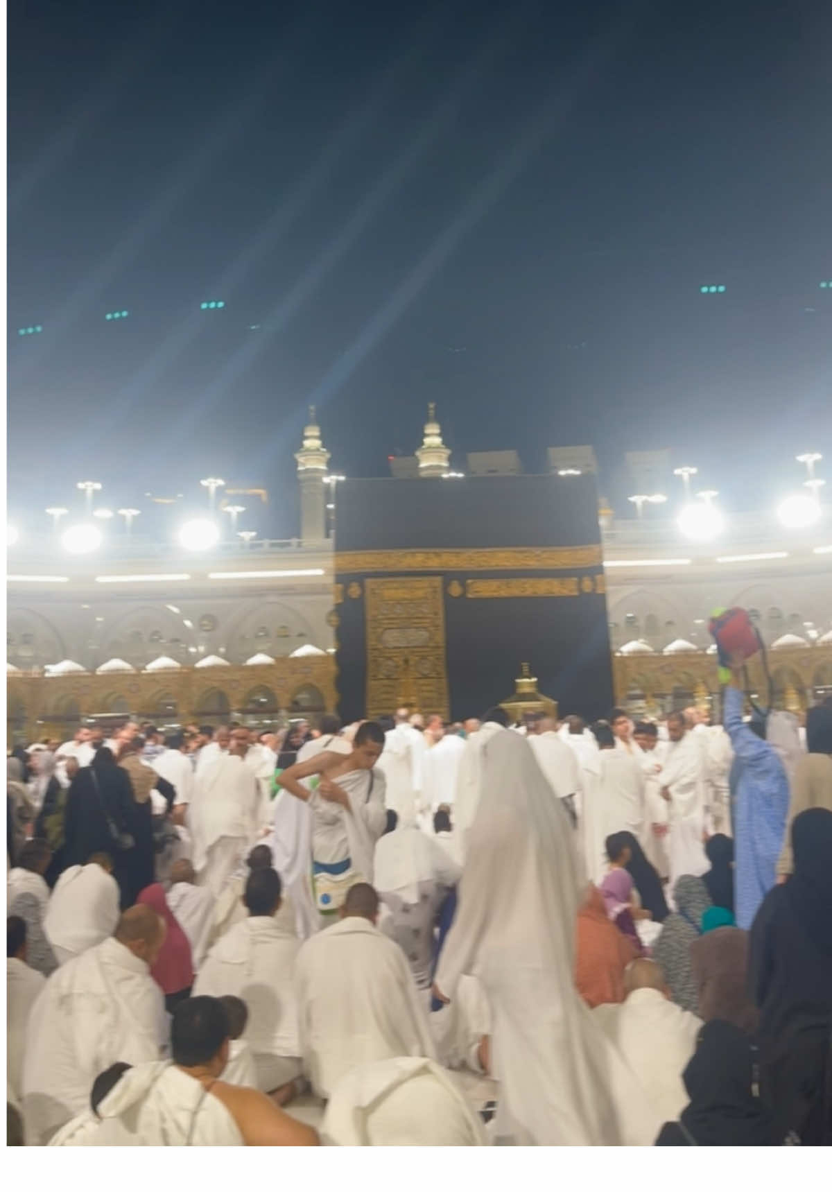 Alhamdullilah 2nd umrah complete 😭♥️#foryou #viral #growmyaccount #trending #foryoupage #creatorsearchinsights #100k #fyp #unfrezzmyaccount #viralonthisday #makkah @Jiya💘 @TiktokPakistanOfficial 