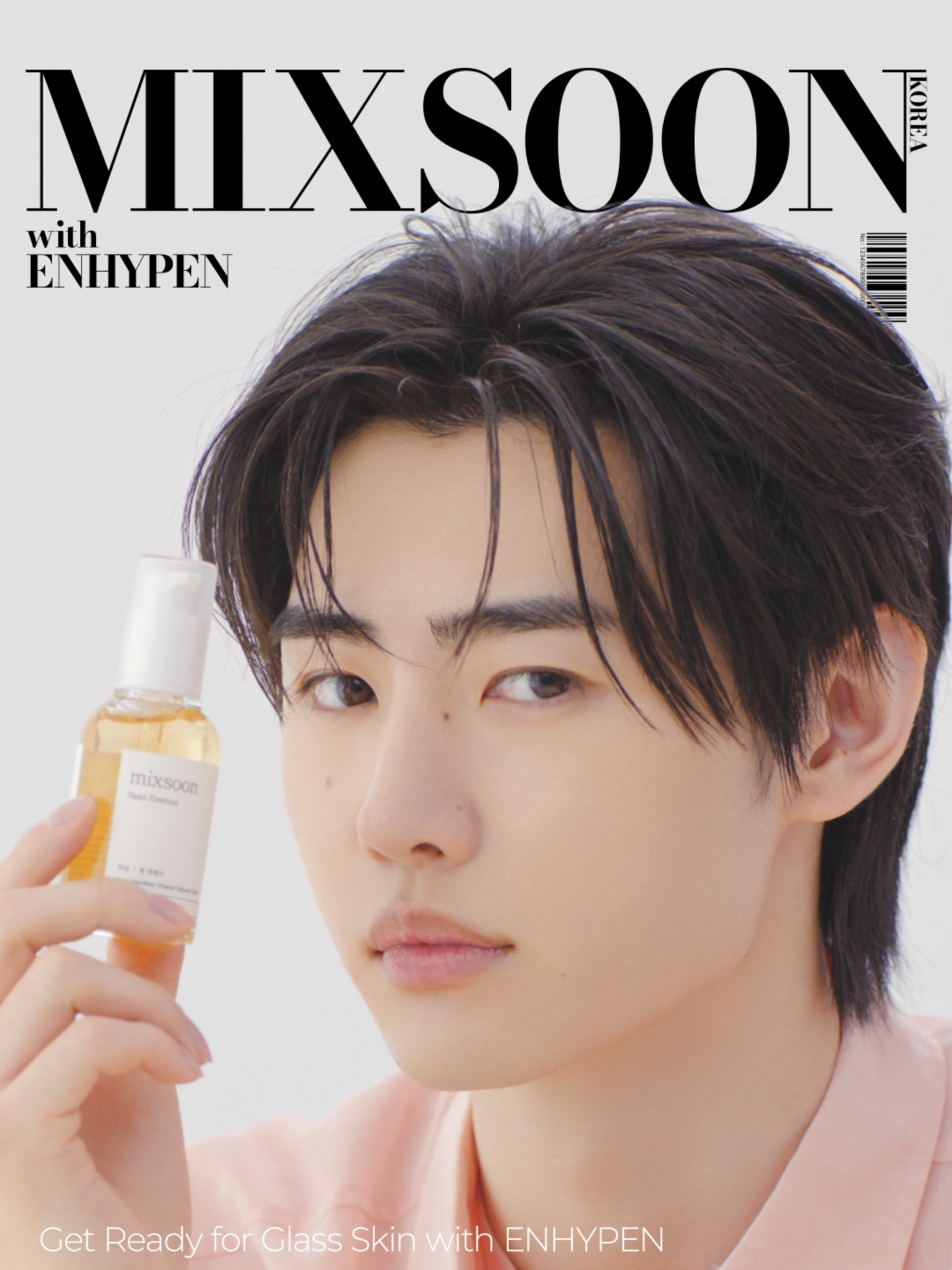 SUNGHOON’s Daily Soothing & Hydrating Care 🌿 STEP 1️⃣ Quick calming care with Soondy Centella Essence STEP 2️⃣ Deep hydration and nourishment with Bean Essence for a dewy glow ✨ STEP 3️⃣ Lock in moisture with the Bean Cream Layer Mixsoon’s signature essences and seal it in with cream — try SUNGHOON’s 3-STEP daily routine for healthy, glowing skin!  🐧 #순디병풀에센스 #콩에센스 #콩크림 #믹순 #mixsoon #ENHYPEN  #엔하이픈 #GlowWithMixsoon #Mixsoon_with_ENHYPEN #GLASS_SKIN #정원 #희승 #제이 #제이크 #성훈 #선우 #니키 #JUNGWON #HEESEUNG #JAY #JAKE #SUNGHOON #SUNOO #NI_KI