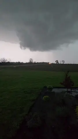 here is the original video of the tornado in Bay Arkansas on April 2nd 2025 without music. 