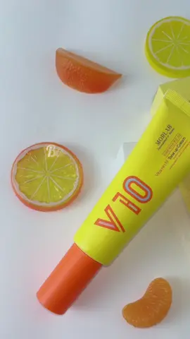 Pengen kulit cerah sehat terawat? Yuk buruan check out sekarang juga !!! 🫵🏻❤️‍🔥🥰💕 #morlabofficial #morlabindonesia #morlabvitamin10 #morlabv10toneupcream #morlabv10 #morlab #percayadiritanpamakeup 