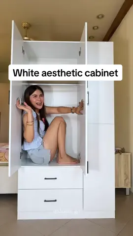 Mas matibay ang material neto tas napaka aesthetic pa, sulit 👌 #cabinet #wardrobe #householdgoods #clothescabinet #minimalistcabinet #minimalistwardrobe #whitecabinet #eastheticcabinet 
