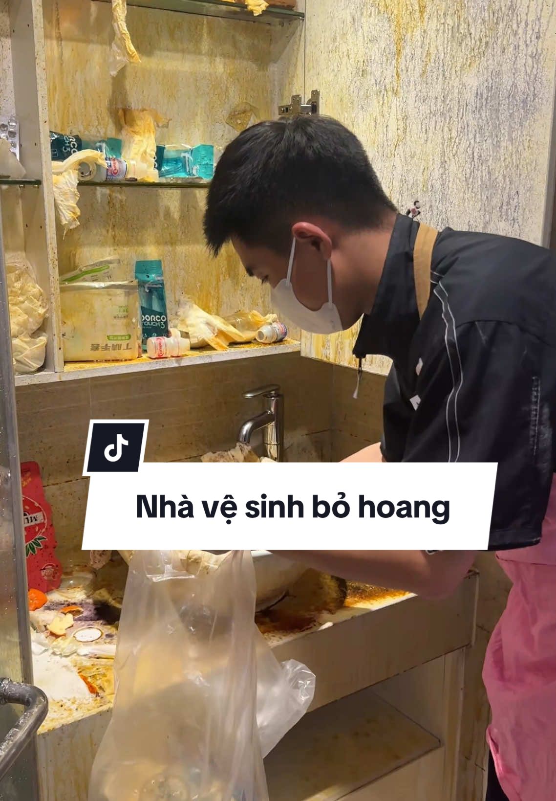 Nhà vệ sinh bỏ hoang và sự thật phía sau #aikomi #damducreview 