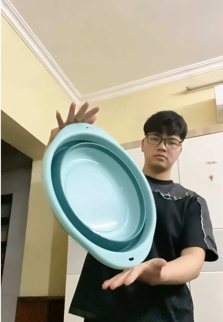 Chậu gấp gọn tiện lợi tiết kiệm không gian