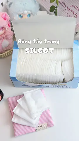 Bông tẩy trang Silcot dùng siu mê luôn í #weebuild#ưwongtaytrang #silcot #skincare #lamdep #goclamdep #unboxing #viral #fyp #foryou #yunarv 