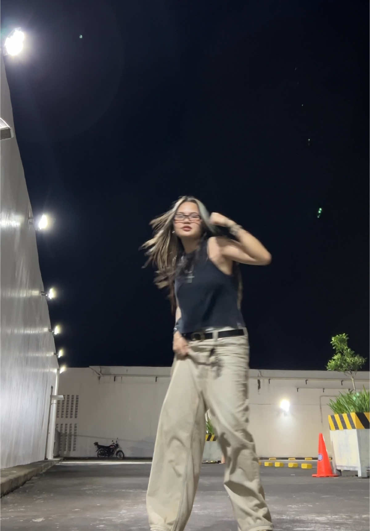 Take it to the chorus😎 @JENNIE @WEDEMBOYZ #likejennie #dancechallenge #trend #vata 