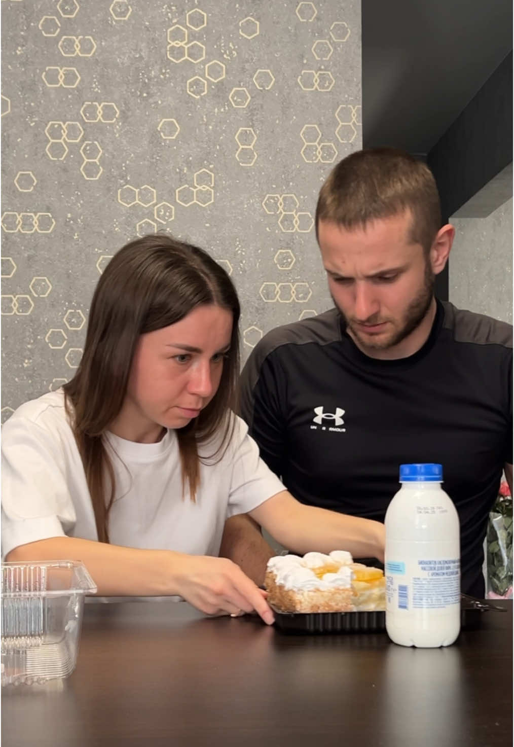 забрал торт 🤯