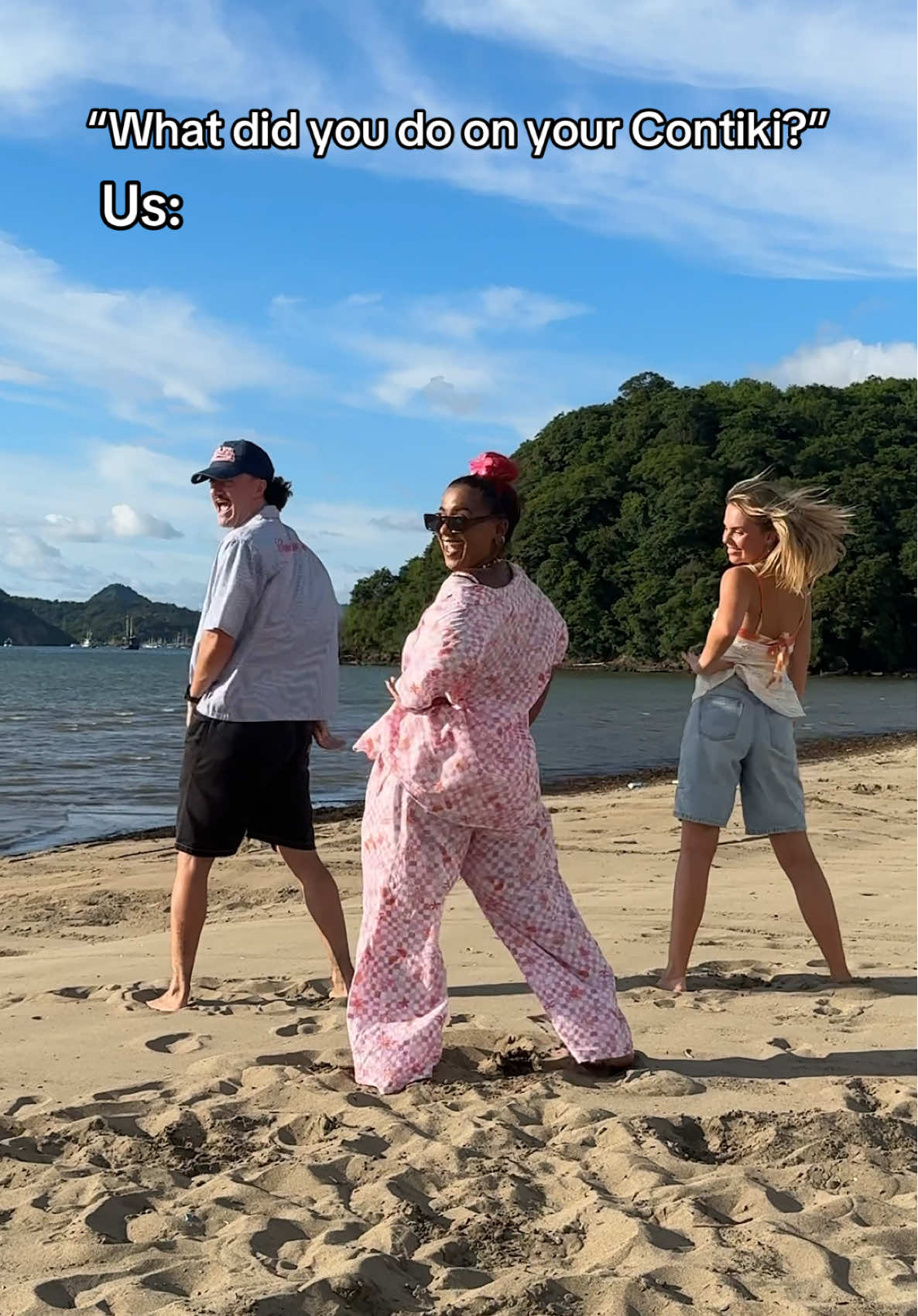 Nothing but vibesss 😍🕺🏾🏝️ @Contiki | Travel Together || #ad #indoventure #livethelegend #dance #indonesia 