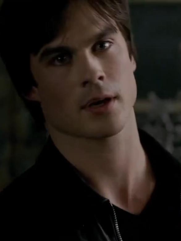 Diário de um vampiro  EPISÓDIO 1 COMPLETO  #diariosdeumvampiro #filmes #fy #series #foryoupage 