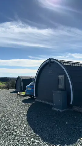 Hot tub soaks, firepit chats, BBQ nights, and views you’ll never forget — your ultimate summer getaway starts here💕 book by clicking the link in our bio!🥰 #timbervalleypods #scotlandglamping #glamping #fyp #glampingpodsuk #ukstaycation #ukglamping #staycation 