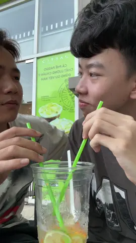 Mặt tôi tan nát luôn rồi 🙂 @Trung Quý  #WAGFF #ffwssea2025 #Calmgamethu 