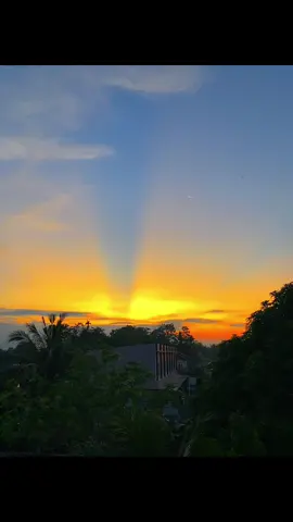 miss era dirumahaja & editor berkelas #songvibes #allnight #nostalgia #fyp 