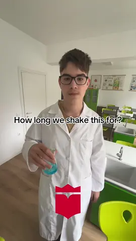 Chemistry lab fun!🧪🥼👩🏼‍🔬 #chemistry #school #labexperiment #scoala #teachersoftiktok #learningisfun #liceu #highschool #bucuresti #educatorsoftiktok #fyp 