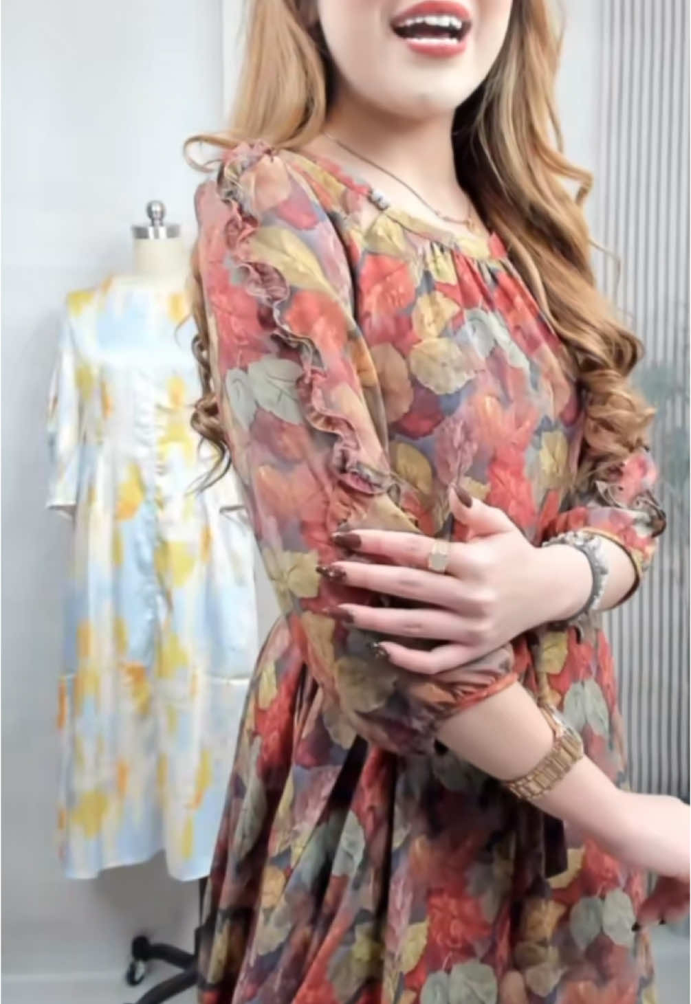 Beli lokal Pre-order [PO-60 hari, dikirim setelah Ramadhan] FADFAD Gaun rok elegan motif bunga pinggang ramping dengan lengan panjang dan terdapat variasi tali pinggang