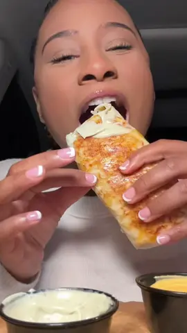 Sound up because my mic went out 👂🏾 🔊 Grilled Cheese Burrito Mukbang 😋 🌯 🧀 #tacobelll #grilledcheese #roadto500followers #eatingshow #mukbangfoodasmr #mukbangeatingshowtiktok