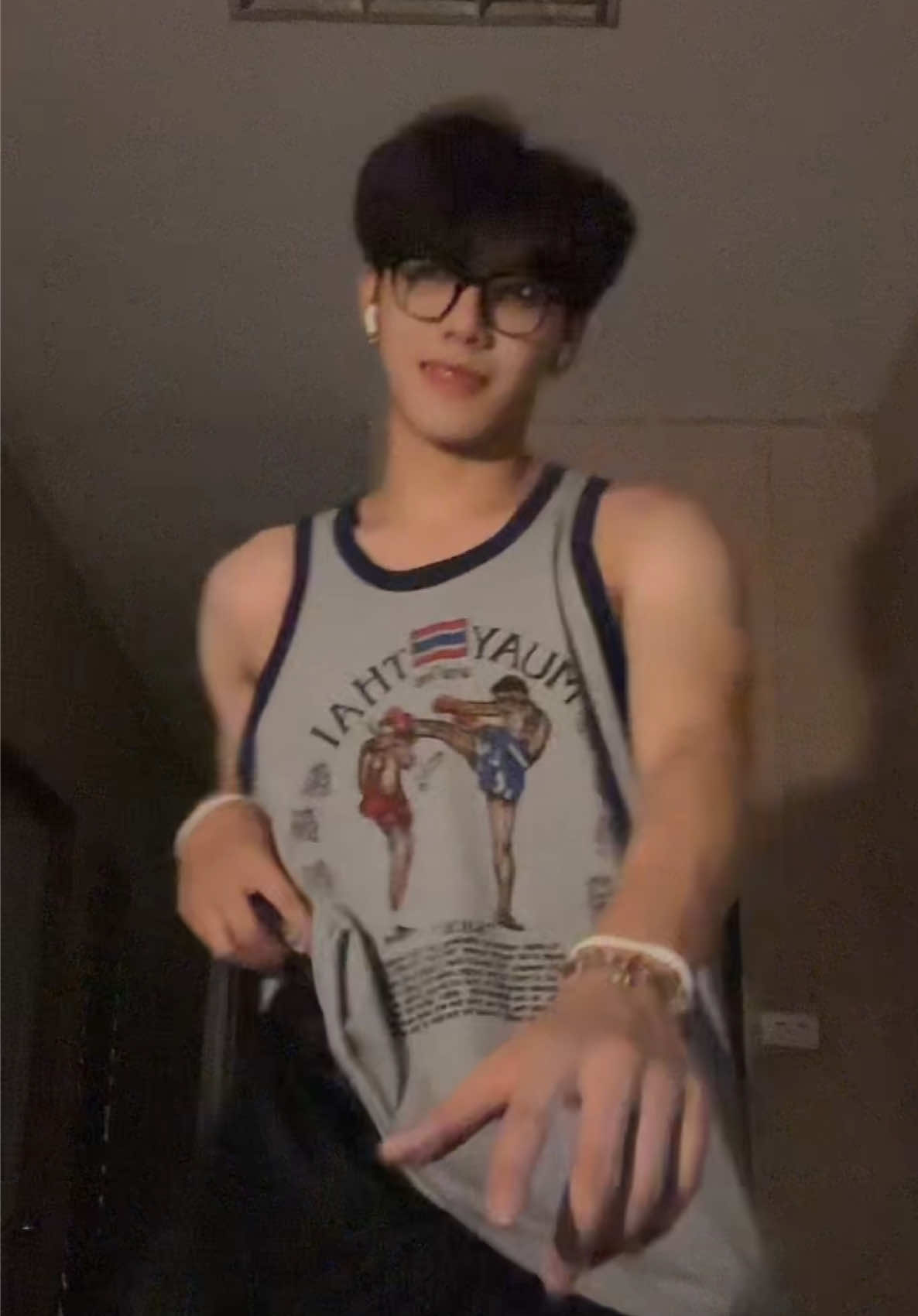 144p