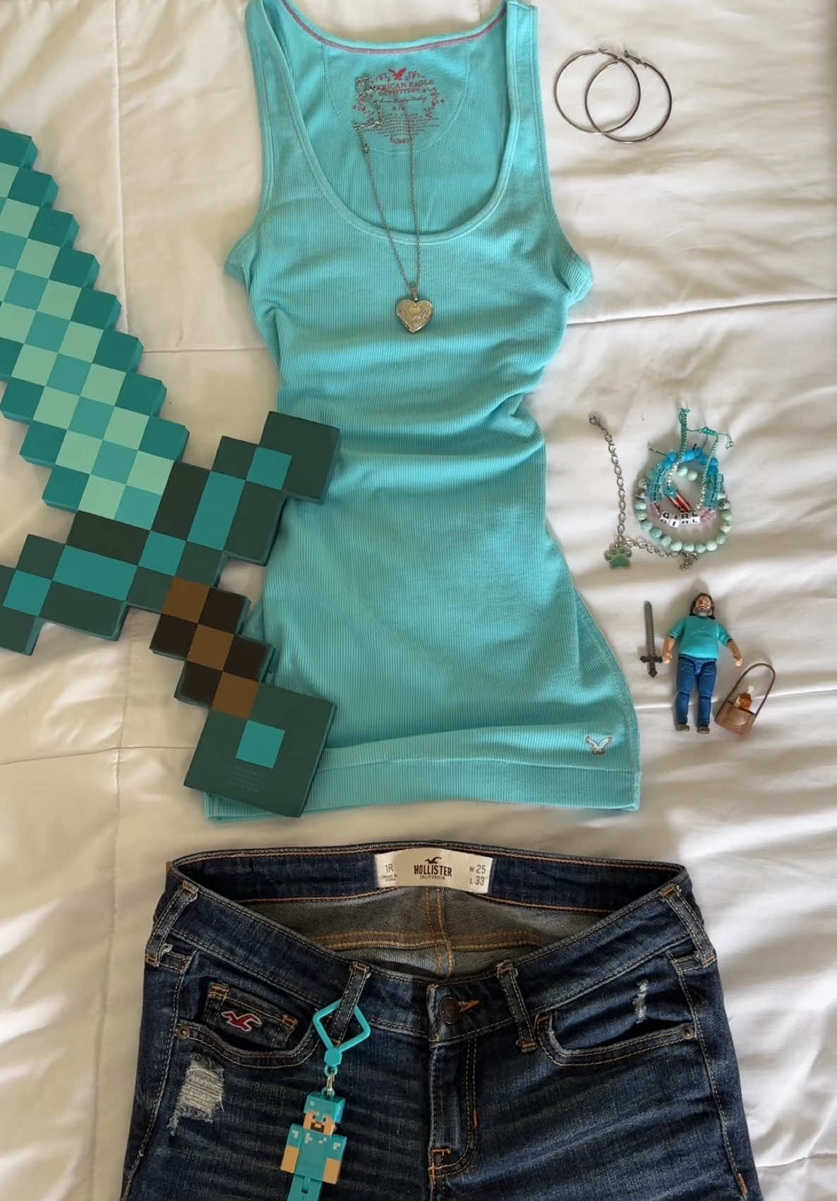 Steve if he was a teenage girl: ⛏️🎀 —— #fyp #parati #outfitideas #outfits #outfitinspo #fashiontiktok #depop #y2koutfits #bimbocore #Minecraft #minecraftmovie @A Minecraft Movie #minecraftoutfit #minecraftaesthetic 