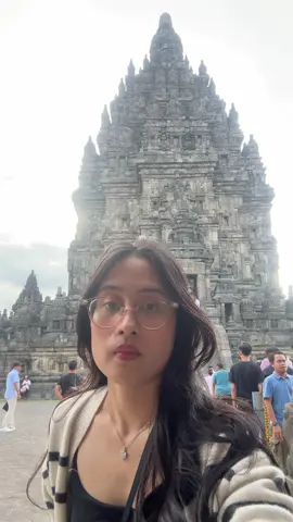 fit check di prambanan 