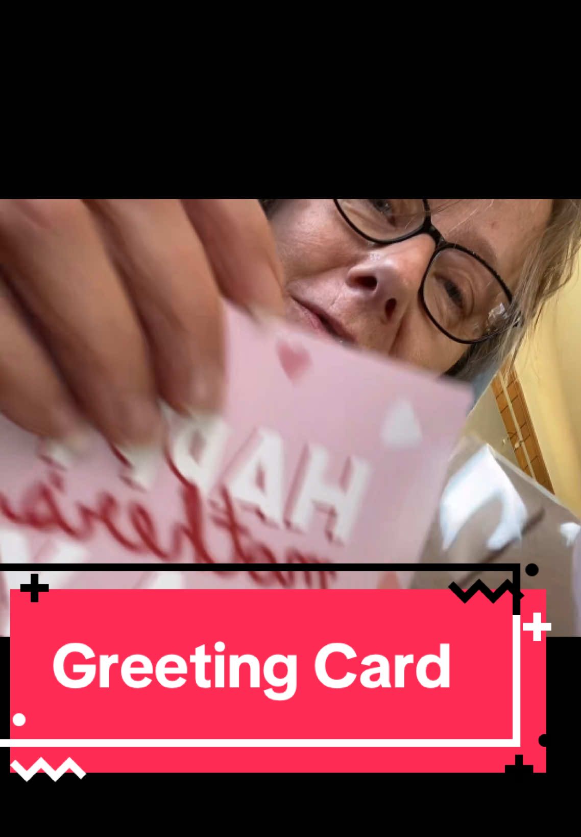 #tiktokshop take a look at this TikTok shop product that comes straight to your mailbox so that you can bring a smile to someone’s face through the mail. I’ve linked it below for you. #tiktok #greetingcard 