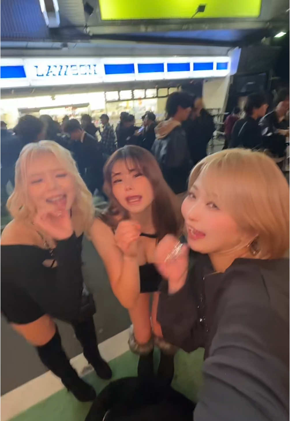 何がすきだと思う？💕 #三姉妹 