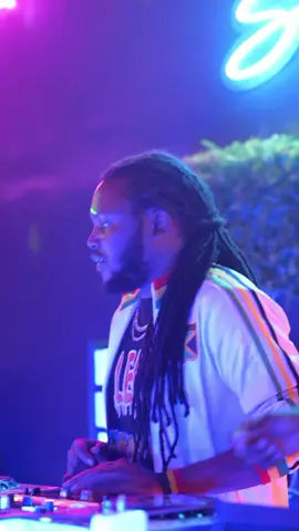 #reggae#jamaicatiktok#thursday#jamaica#kenyantiktok🇰🇪#meru#reggaedrivethursday#vibe#supremacysounds#tiktok#fyp#foryoupage 