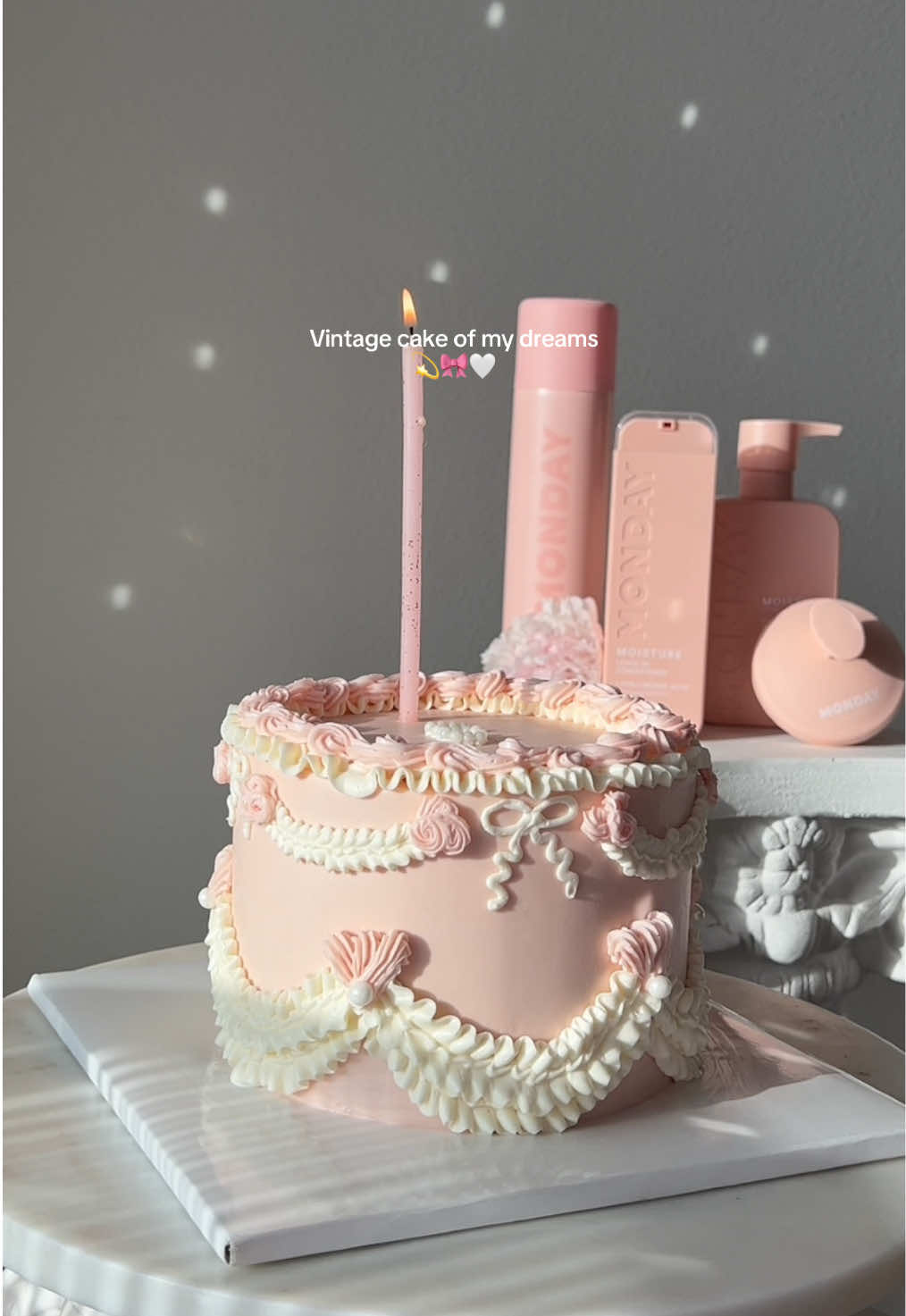 Princess Barbie core 🍰✨ #cakedecorating #cakedesign #caketok #cakeart #cakevideo #bakingszn #vintagecake #vintagecakedecorating #barbiemovies #barbie #pinkaesthetic #girlytok 