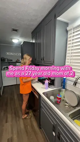 What is your favorite bag, that is not a diaper bag?! I have a little lulu bag but need something a tad bigger! #momsbelike #momof2 #katieanndavis #fyp #fridayvibes #youngmomsoftiktok #bigxthaplug #baileyzimmerman #sexyyred #busymomlife #springbreak #mom #momanddaughter #momandson  #creatorsearchinsights  