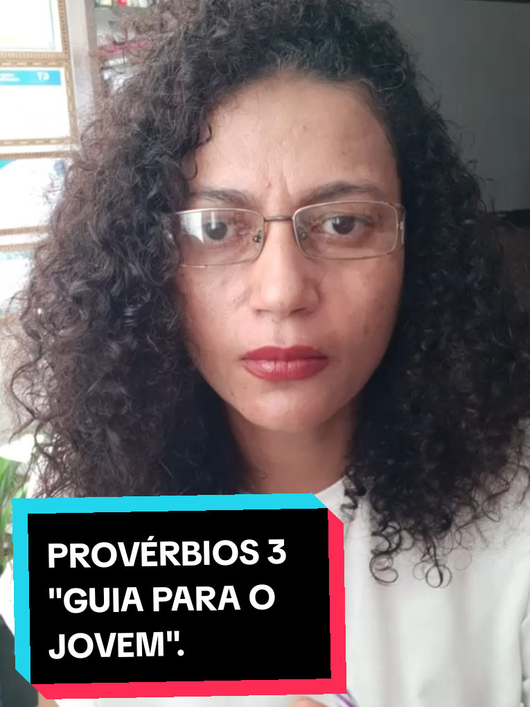 PROVÉRBIOS DO DIA: Provérbios 3: Guia para os jovens. Filho meu, não se apartem estas coisas dos teus olhos: guarda a verdadeira sabedoria e o discernimento. Porqie serão vida para a tua alma, e adorno ao teu pescoço. provérbios: 3; 21-22. #palavradedeus #palavradehoje #conhecimento #sabedoria #provérbios #provérbiosdodia 