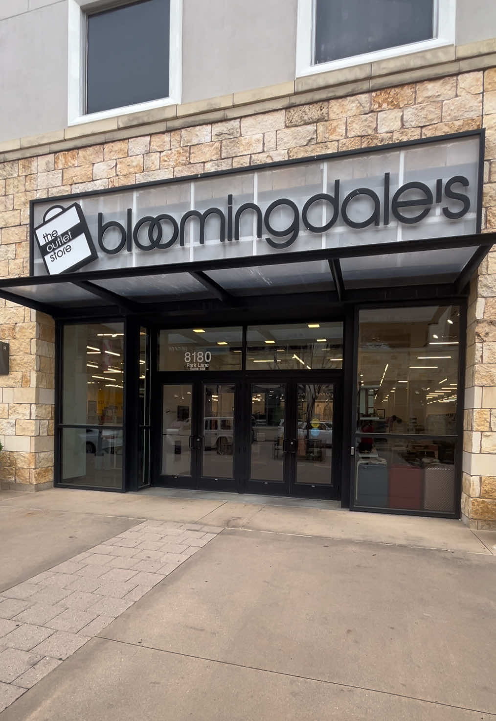 Bloomingdale’s OUTLET?Designer deals without the guilt! #DallasFinds #BloomingdalesOutlet #OutletShopping #LuxuryForLess #DFWDeals #dallas #dfw #thingstodoindallas #baddieonnabudget #shoppinghaul #luxury