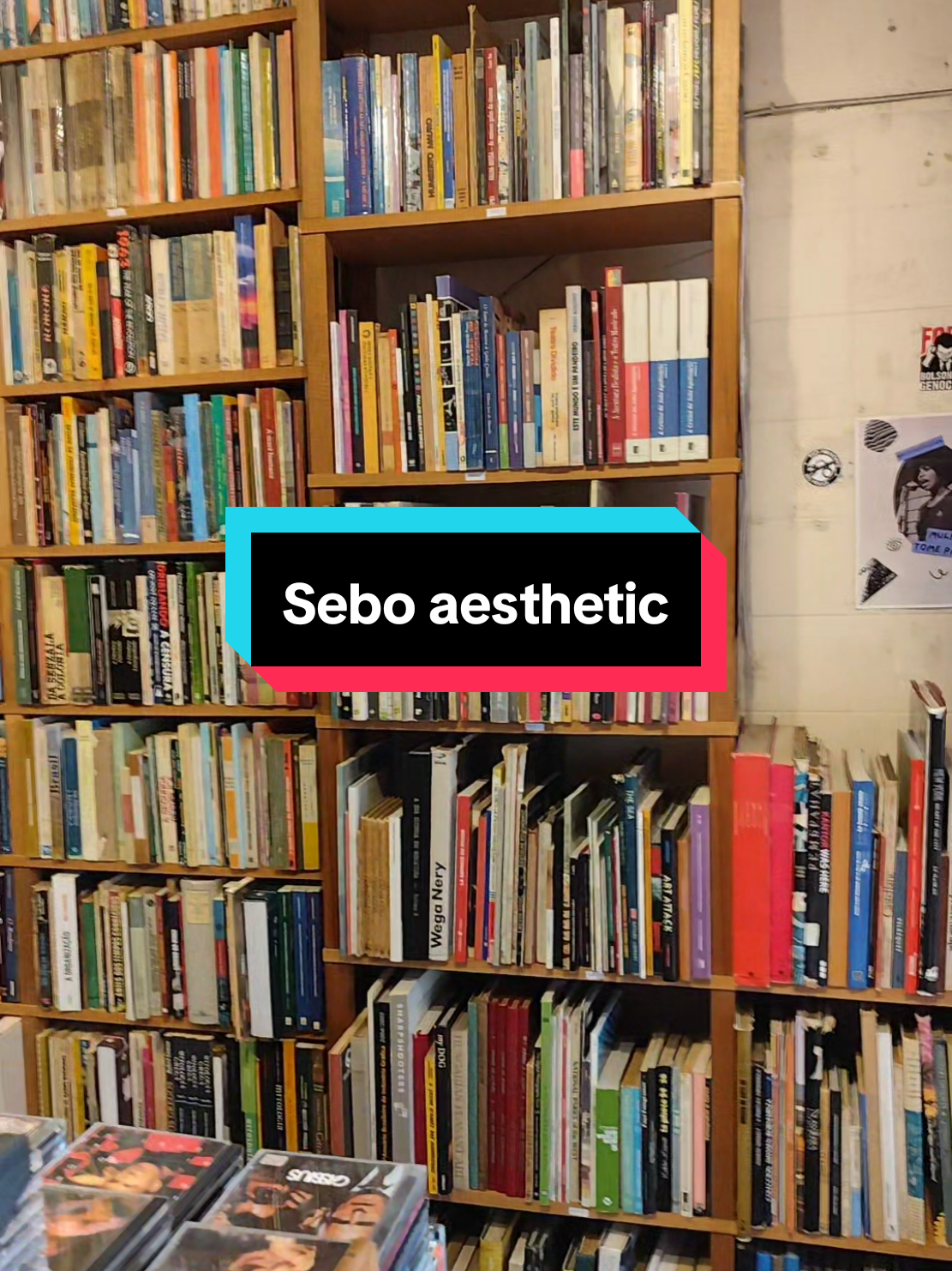 Achei muito aconchegante! #sebo #livraria #livrostiktok #booktokbrasil #booktoker 