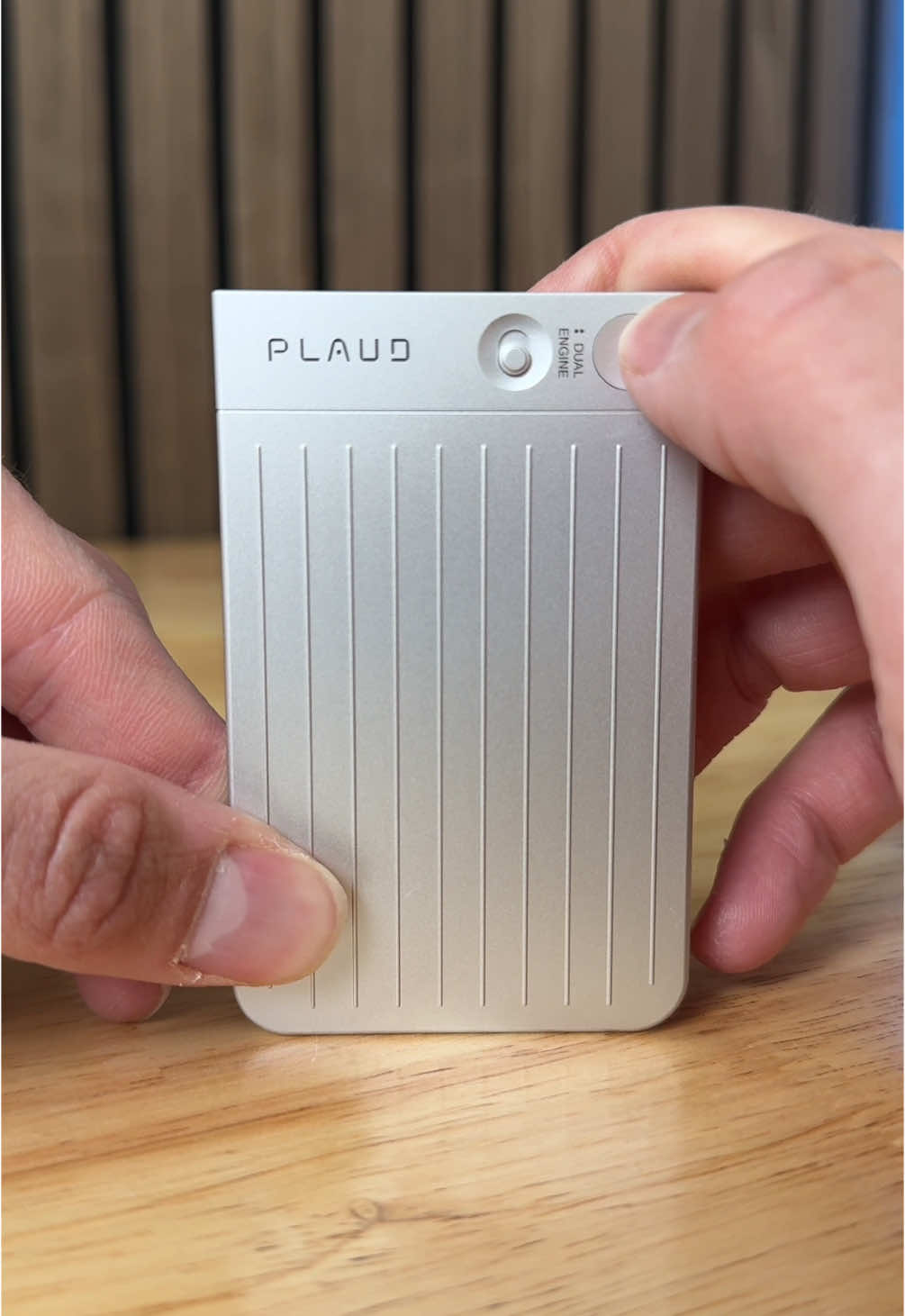 I needed this in school fr #plaud #plaudai #plaudnote #aitranscription #aivoicerecorder #ainotetaker 