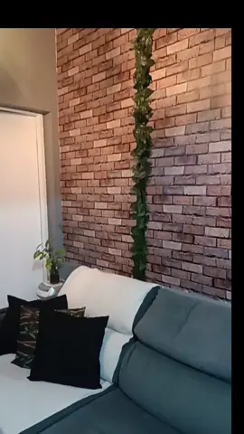 link no primeiro comentário. Só clicar, segurar e copiar no WhatsApp que fica clicável! 😍 Sua sala ficará muito mais elegante e requintada, com o valor acessível que cabe no seu bolso!  #decoracaodeambiente  #papeldeparede  #tijolinho 