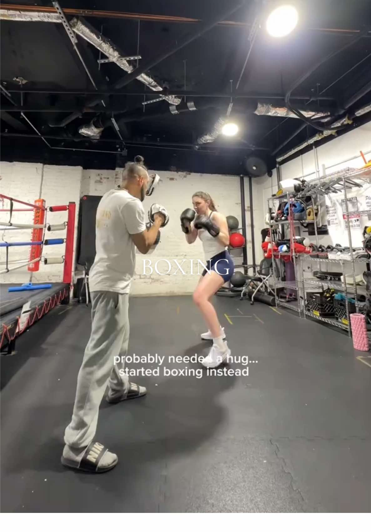 who needs a hug anyway when you can punch things @lastround35 @Alex from the LES #boxing #boxinglife #lastroundnyc #boxingfans #probablyneededahug #livingalone #boxingworkout #nycworkout #workout #fyp #foryou #foryoupage #viral #trending 