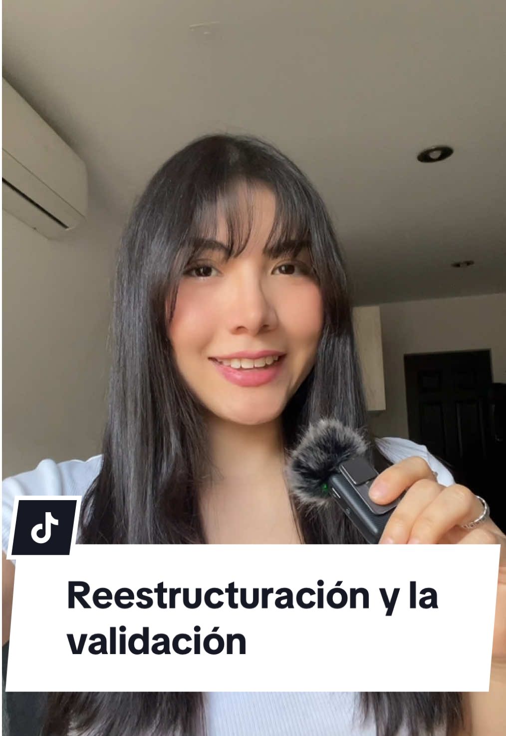 Reestructuración de pensamientos y la validación. #terapiacognitiva #psicologiaconceci #psicologaonline 