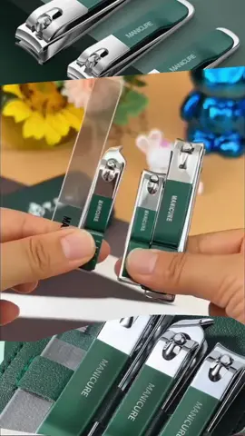 Gunting Kuku set 4in1 anti berceceran harganya murah coba cek aja di keranjang kuning # guntingkukuset #guntingkukuantiberceceran #guntingkuku4in1 #guntingkukuviral