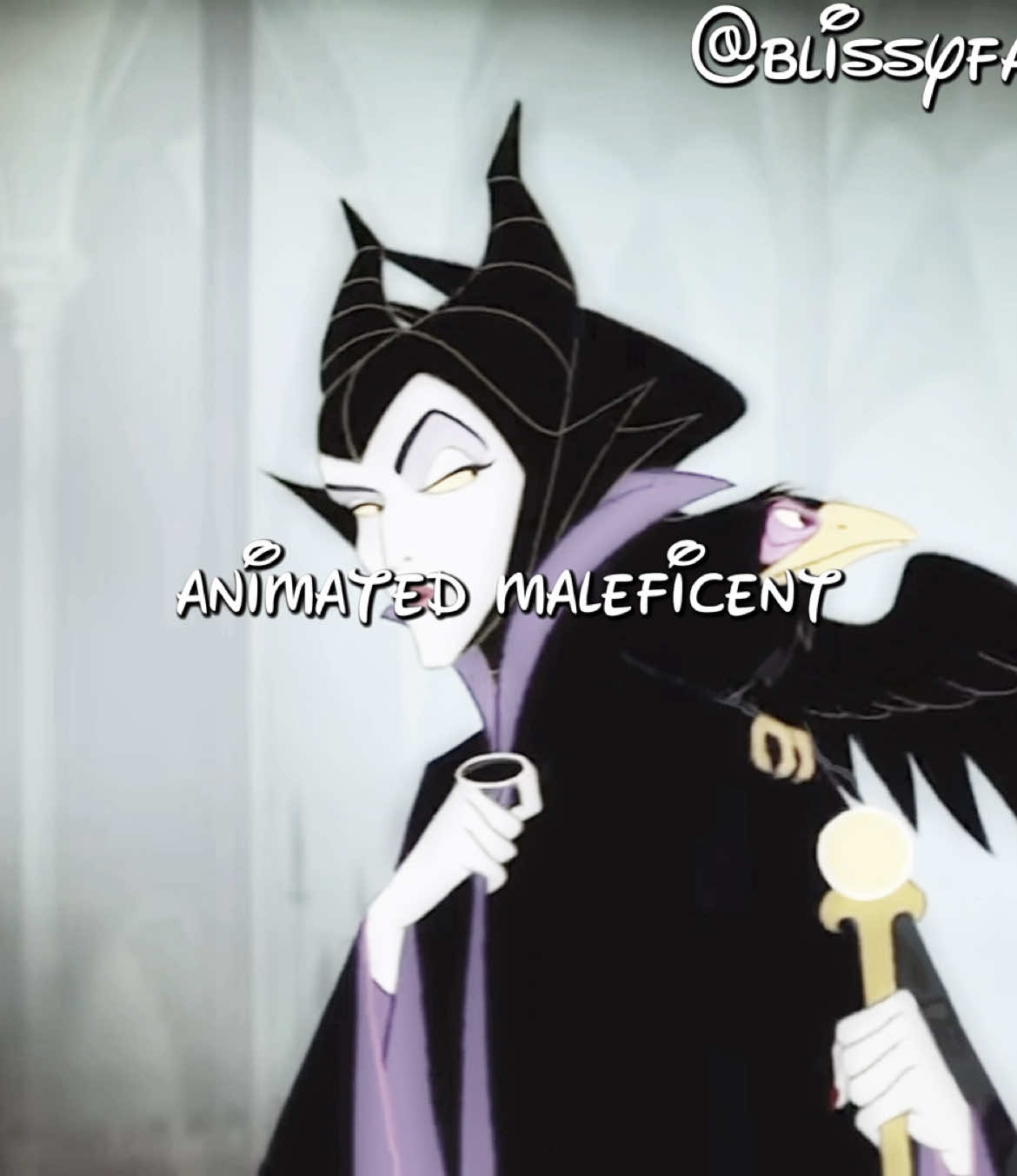 Pls follow my insta: blissyfaiz if TikTok gets banned🔮 #foryou #olddisney #disneyliveaction #maleficent #maleficentedit #onceuponadream #foryoupage #blissyfaiz #fyp 