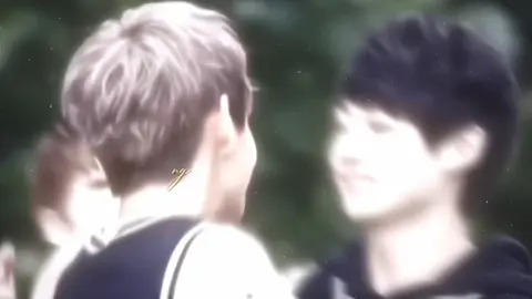 |050416-050425| hôm nay là ngày gì ấy nhờ?àa nay là ngày mà cái tên TAEKOOK đc ra đời bởi Taehyung và Jungkook,cũng đã 9 năm rồii đấy nha.Ngẫm lại thì TAEKOOK  và chúng ta đều đã rất cố gắng rất nhiều để giữ mãi cái tên này,phải nói sao ta…umm rất mãn nguyện luôn ý.Khi có người hỏi về otp của tui thì tui lun trl TAEKOOK đầu tiên vì họ là niềm tự hào của tui,tui điều muốn khoe với mọi người là hai người rất đẹp đôi,họ đã đem đến cho tui và tks thật nhiều niềm vui và sự phấn khích khi có những chiếc mmt quá đã ~Lại thêm một năm,tui vẫn mãi tin vào tình cảm của hai bạn dành cho nhau,hai bạn có thể kh công khai nhưng hãy hạnh phúc theo cách riêng của mình,tks cx thấy hạnh phúc lâyy.TAEKOOK àa tui yêu hai bạn nhiều lắmm 🤍😾#taekook#vkook#taehyung#jungkook#bts#bangtan#tkswli #xh#xuhuong#xuhuong 