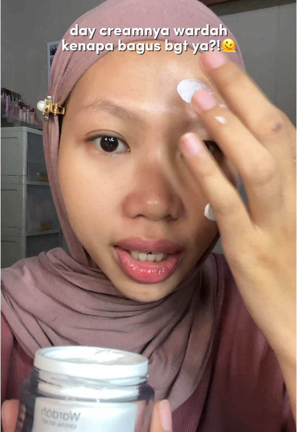 day creamnya satset, night creamnya mantull pokoknya best combo dehhh😍🤍 #spallspill #fypdongggggggg #wardahcrystalsecret @Wardah Beauty Official 