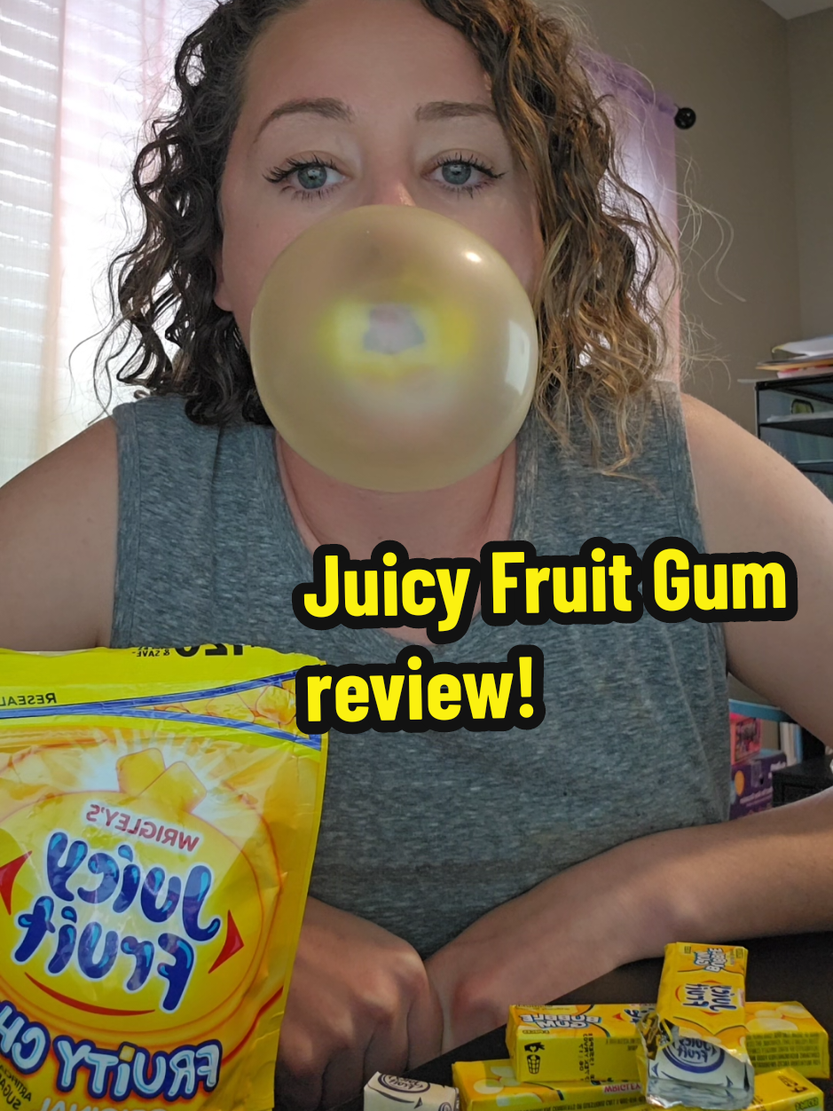 Replying to @dreamcyy 😋 Yumm Juicy Fruit Bubblegum. #juicyfruit  #bubblegum #gumtok #bubbletok #wrigleys 