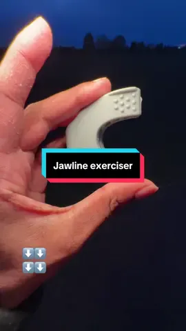 I use this every day good to build that jawline #jawline #jawlineexercise #looksmax #tiktokmademebuyit 